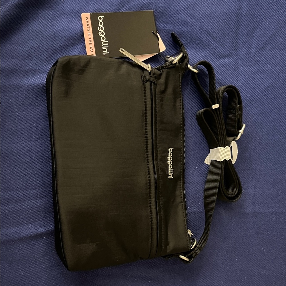 Baggallini Sleek Black Shoulder Bag